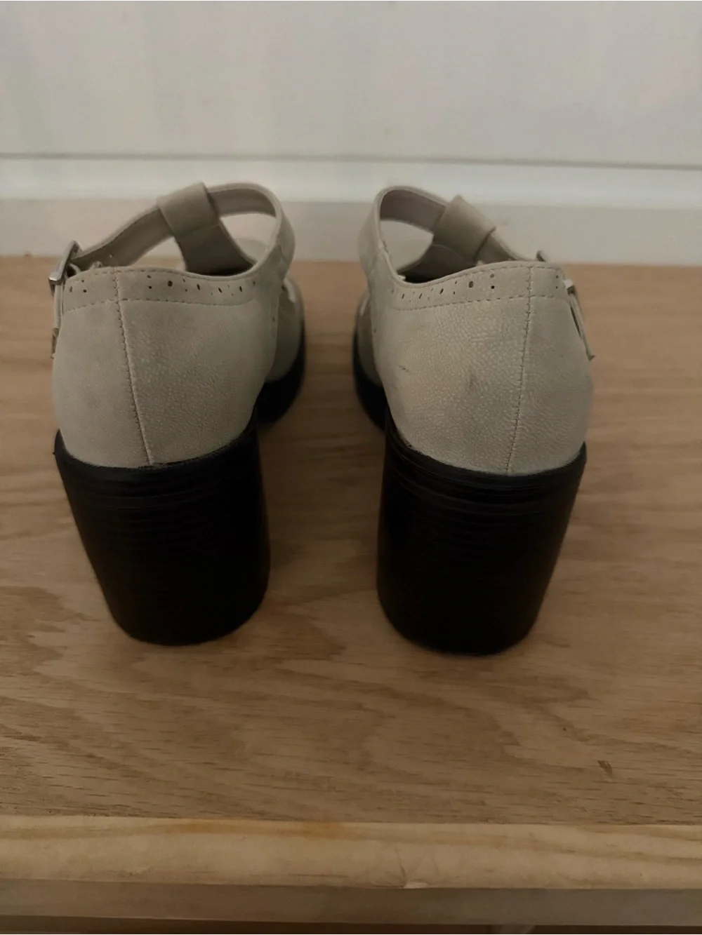 Maurices Scarlette Mary Jane’s Platform Shoes Size 9 Retro Vintage Inspired